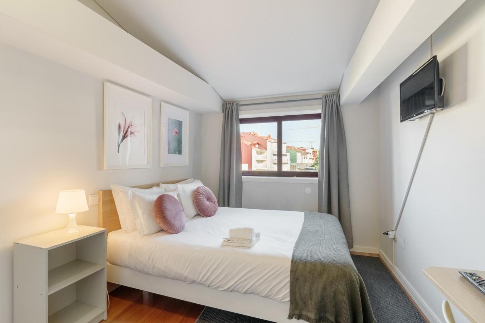 Bellu Studios & Suites Braga Kültér fotó
