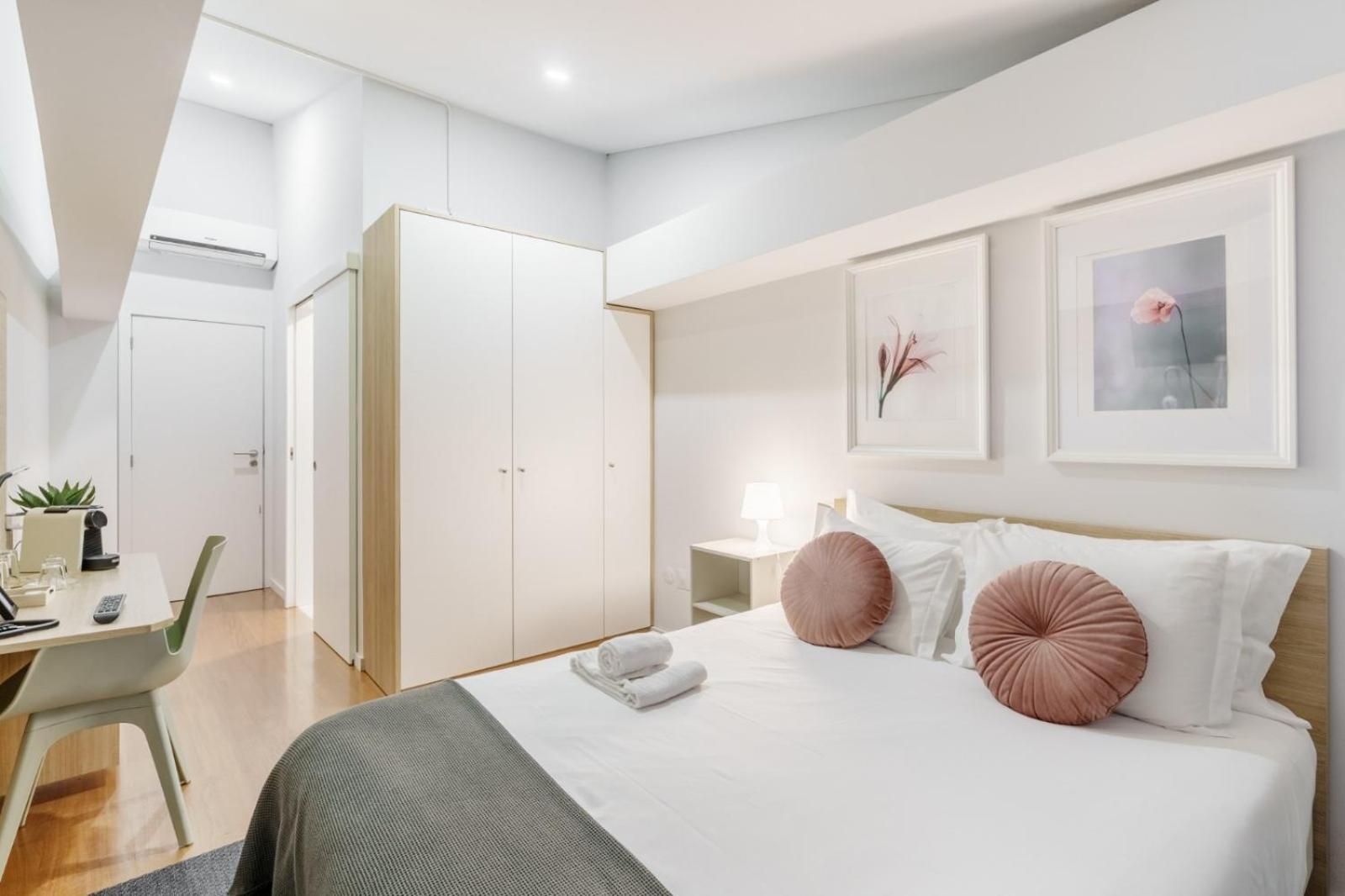Bellu Studios & Suites Braga Kültér fotó